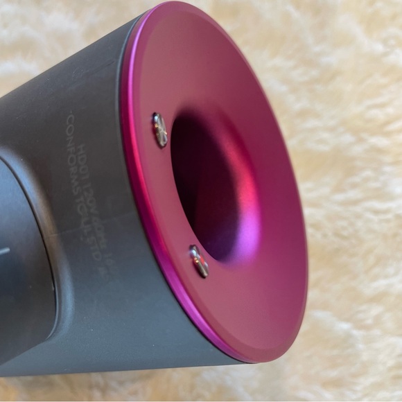 Dyson Supersonic Hair Dryer - Picture 8 of 11